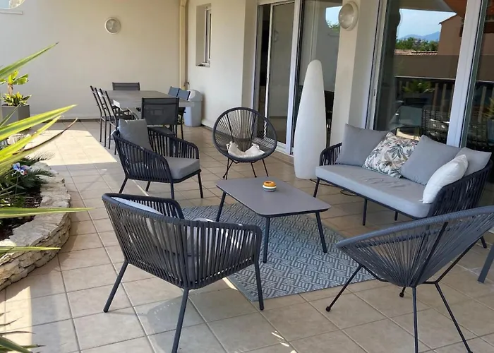 De Standing Avec Piscine *